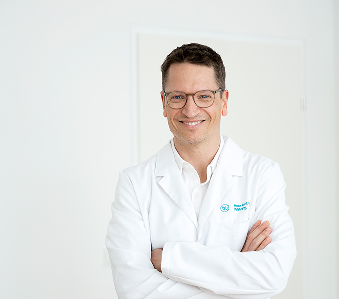 Dr. Robert Schönbauer